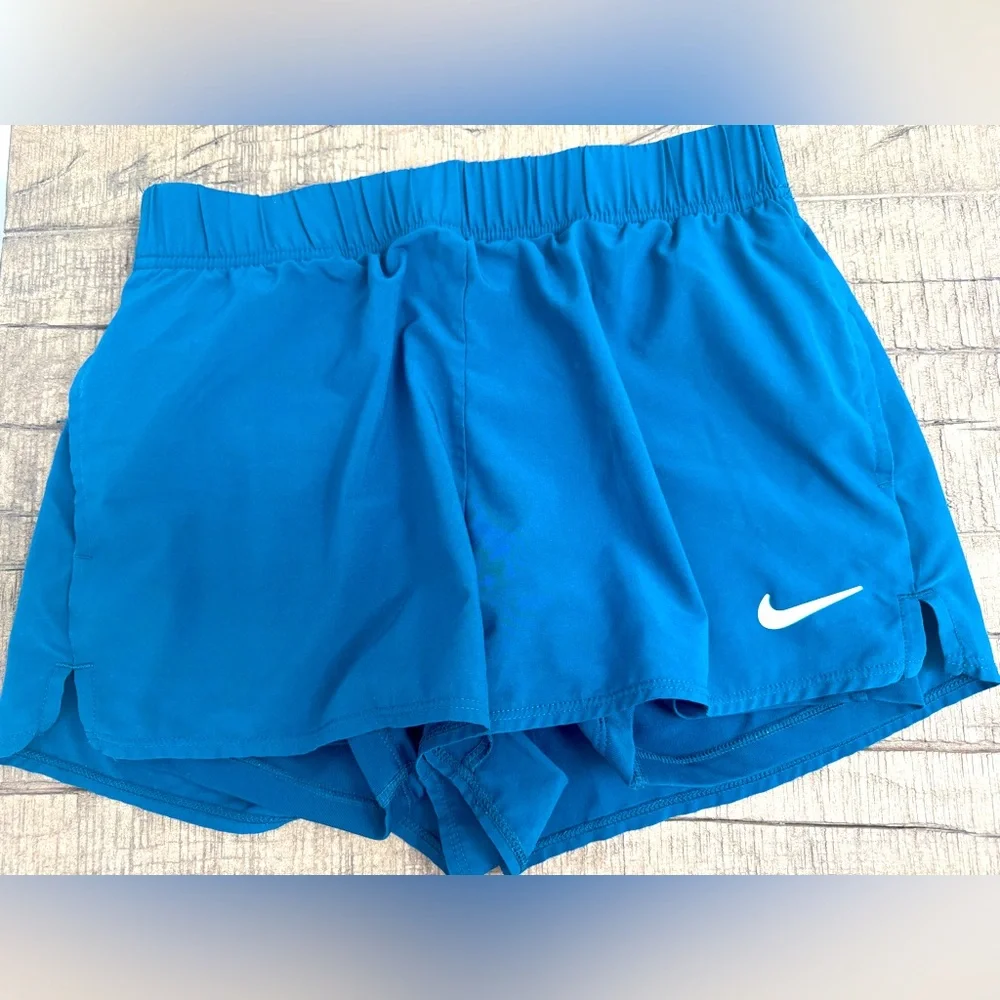 Nike women’s tennis 🎾 outfit size XS